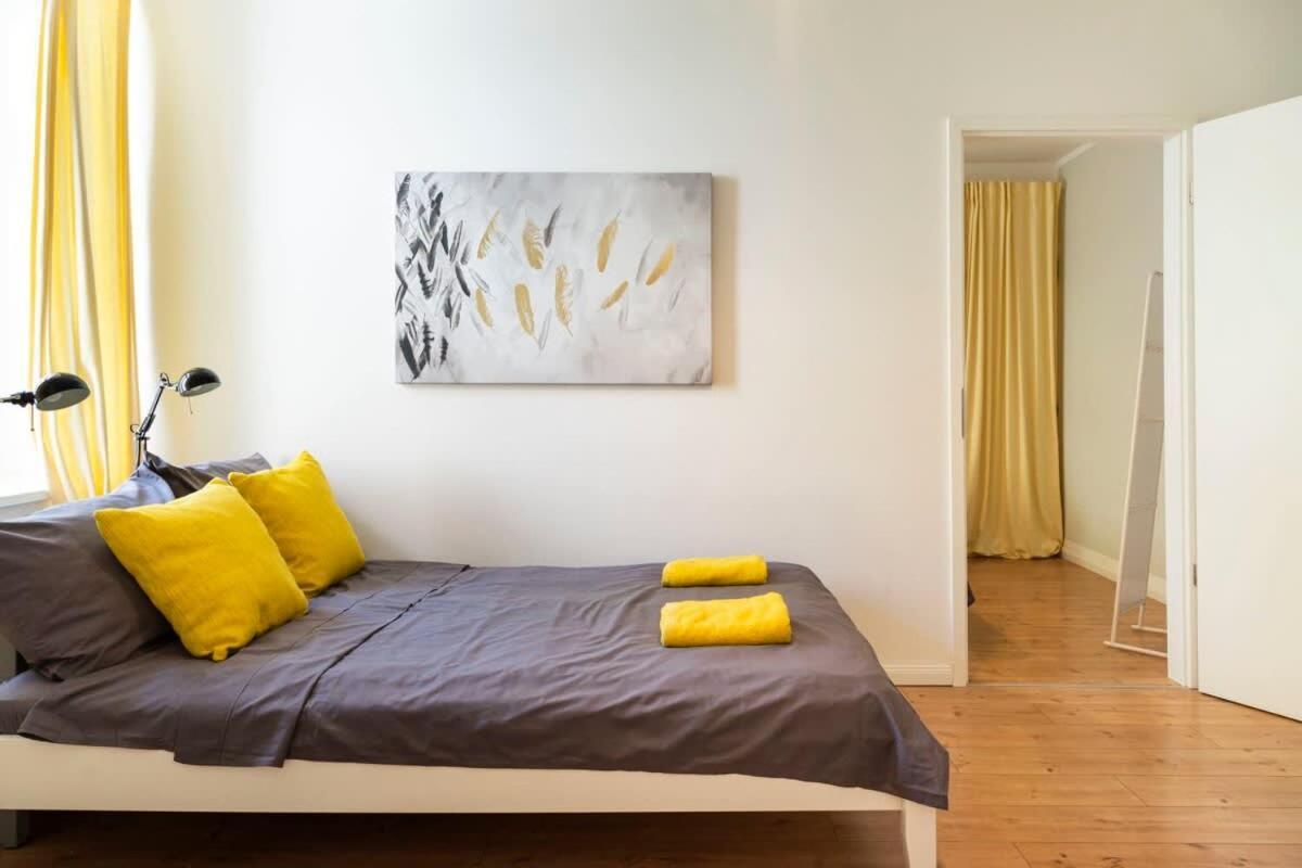 Cosy Two Br Plus Self Checkin Plus Street Parking Berlino Esterno foto