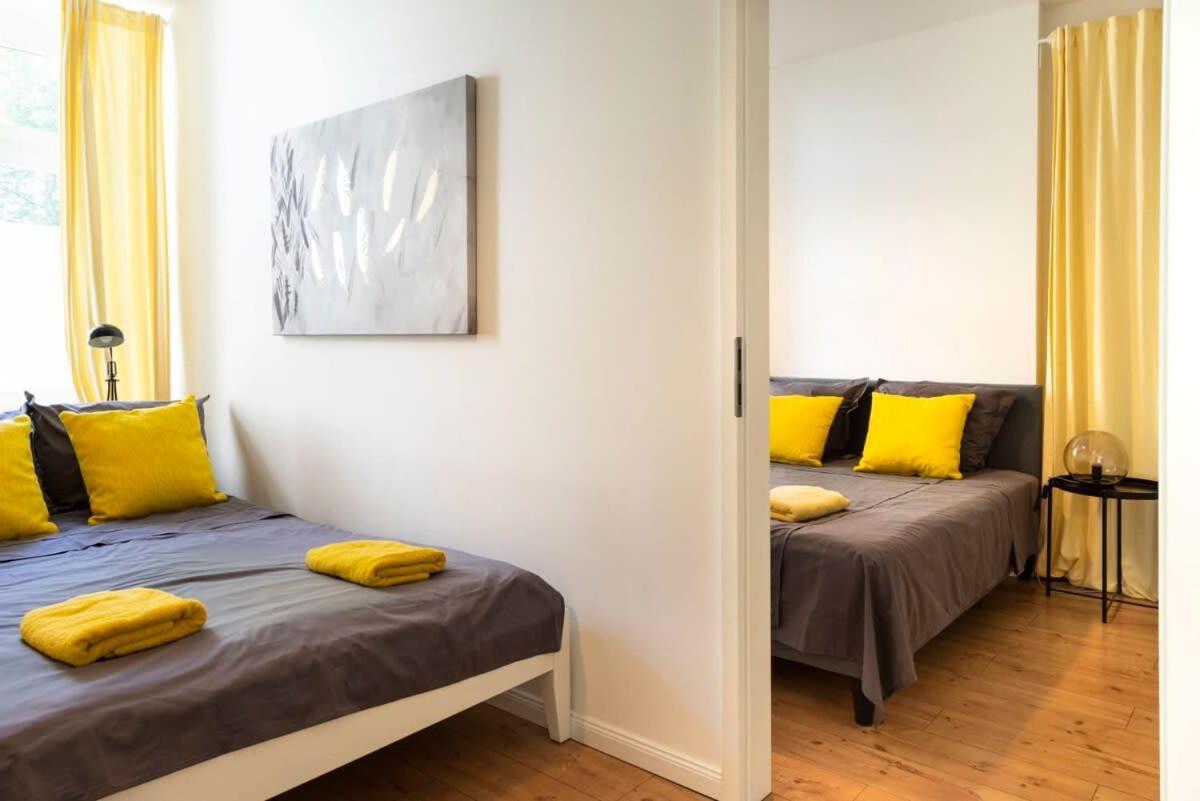 Cosy Two Br Plus Self Checkin Plus Street Parking Berlino Esterno foto